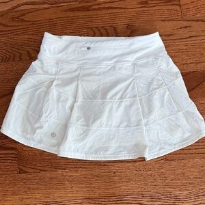 Lululemon pace rival tennis skirt